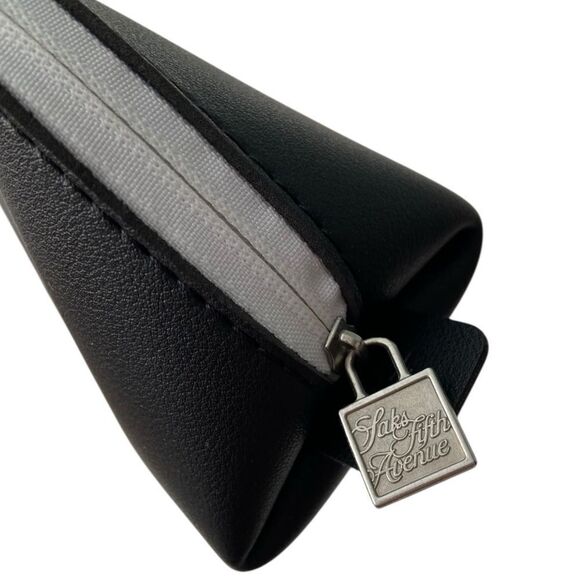 Saks Fifth Avenue x United Airlines Black Leather Cosmetic Bag in One Size - Picture 4 of 8
